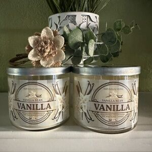 Bath & Body Works Vanilla Bean Candle with Silver Lid x2